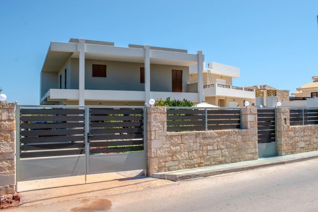 Md Residence Near The Beach W Bbq And Private Parking Limenas Chersonisou Exterior foto